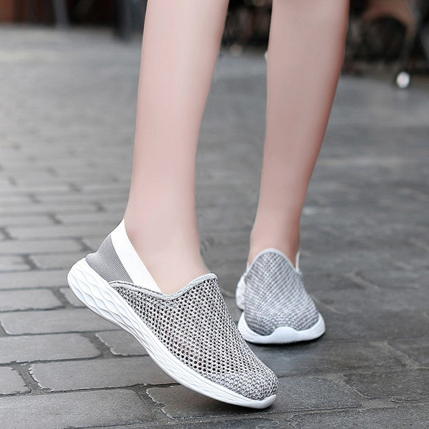 Women's breathable flat soles
