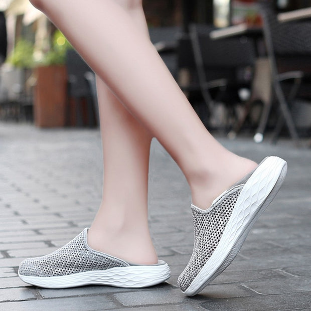 Women's breathable flat soles