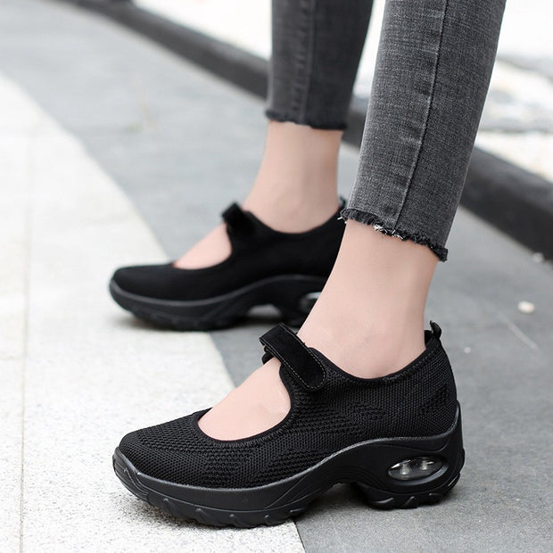  womens black flat shoes
