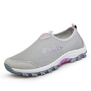 womens pink tennis shoes