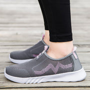  slip on tennis shoes womens