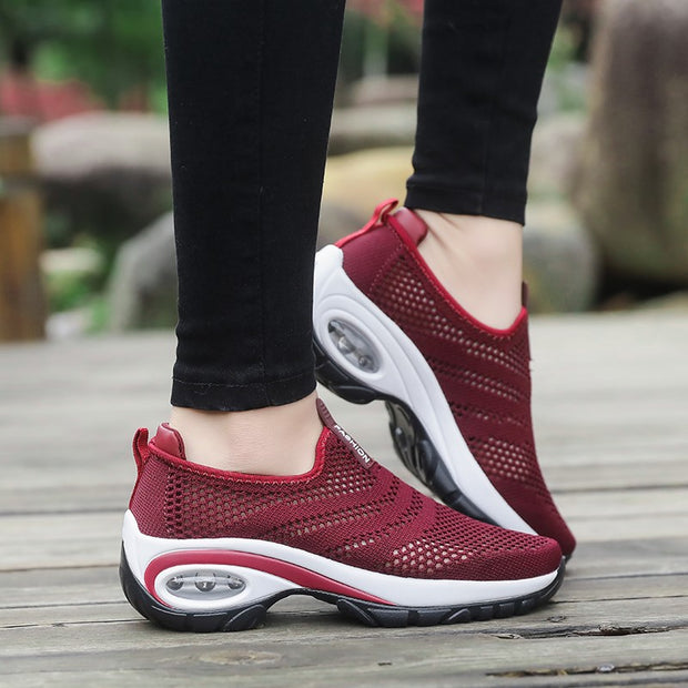  trendy womens sneakers