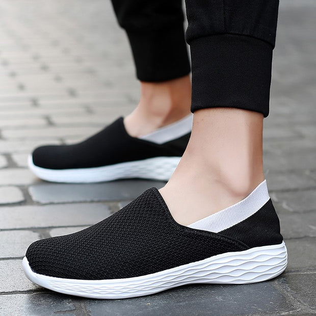 Man's breathable leisure fashion slip-on flat wide loafers