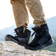 Man's camouflage outdoor slip-resistant high top comfortable hiking boots