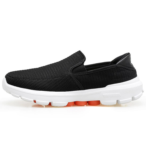 Man's breathable flat non-slip tennis sneakers