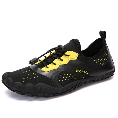 Man's outdoor slip resistent waterproof breathable lightweight comfortable shoes