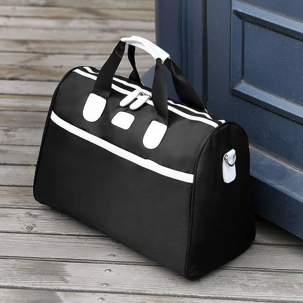 tommy hilfiger duffle bag