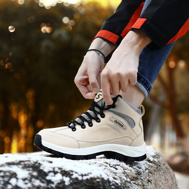 Women's winter warm comfortable slip-resistant outdoor hiking high top shoes