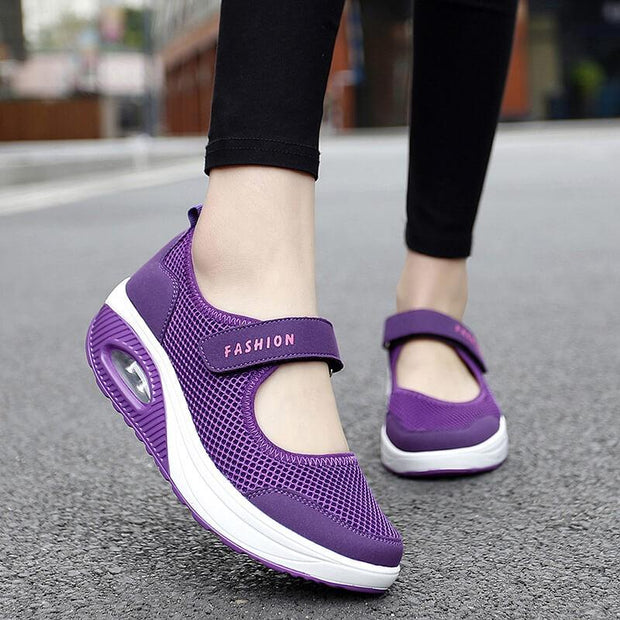 Women's stretchable breathable lightweight walking shoes CL