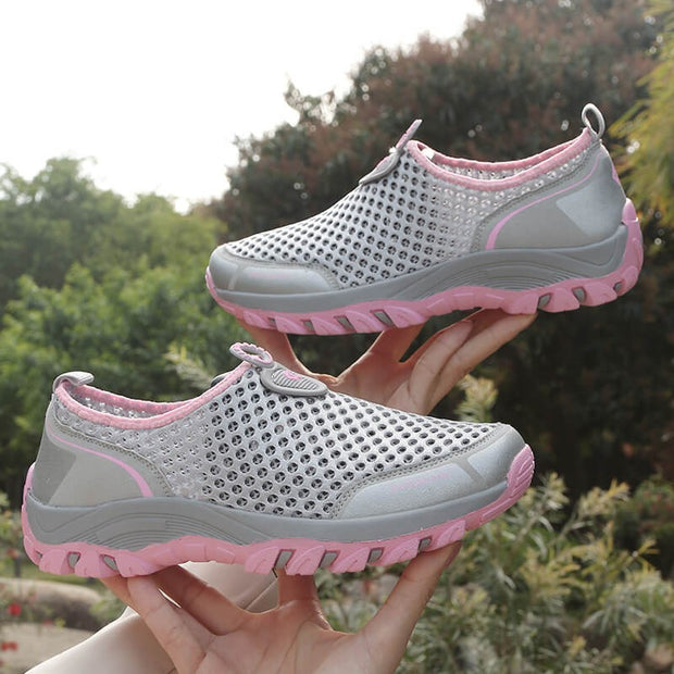 Women's Outdoor Slip-resistant Breathable Lightweight Sports Shoes