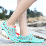 SUMMER breathable lightweight flat beach waterproof casual shoes